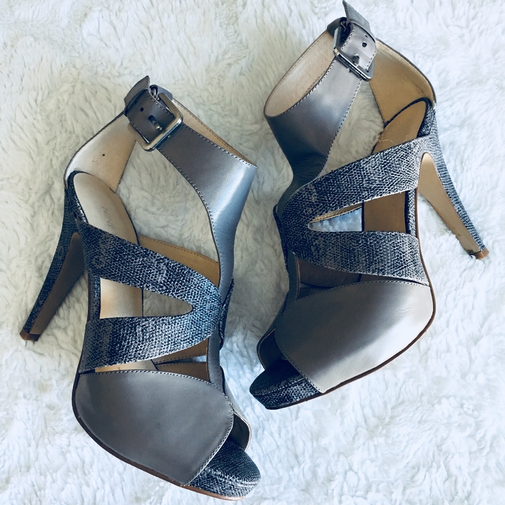 Nine West Grey Shoes Sz 7